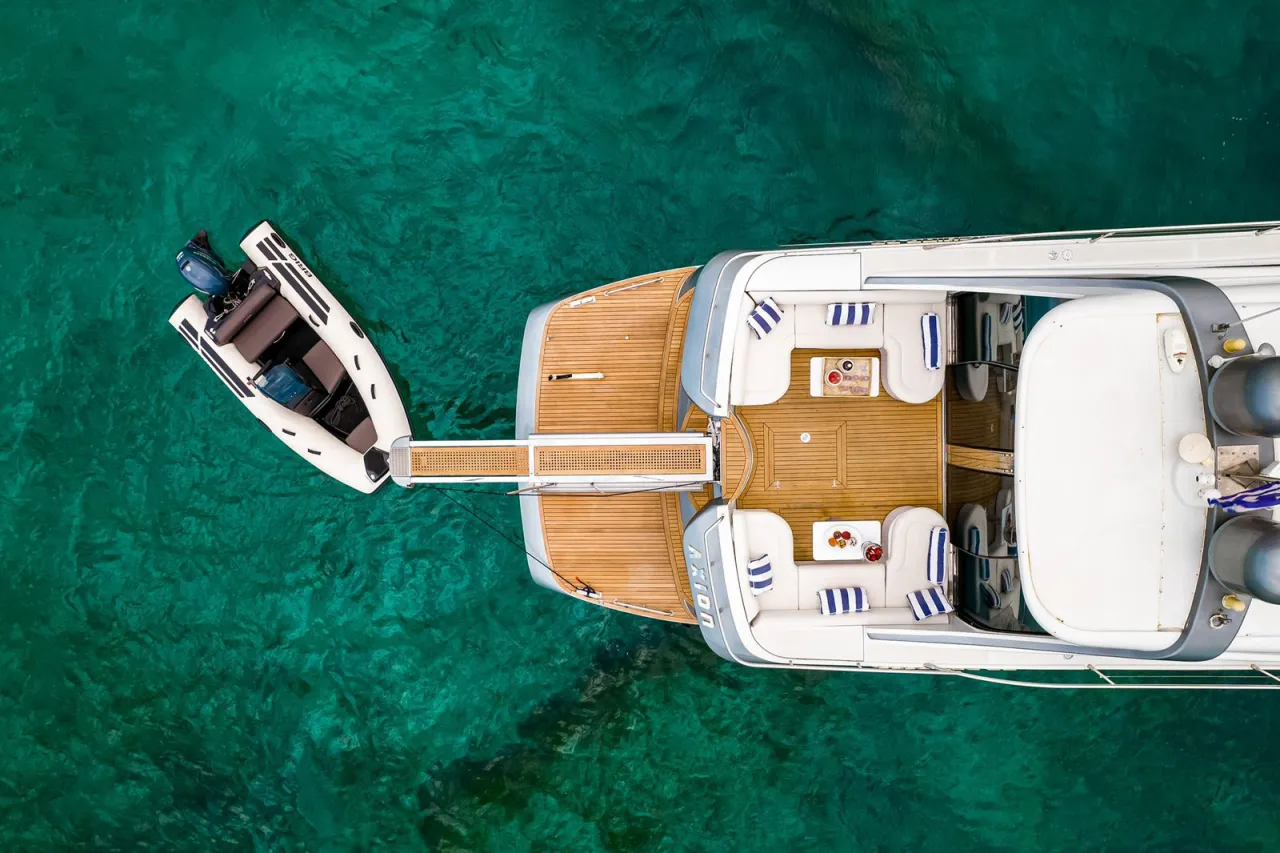 Pershing 68 - Photo 3