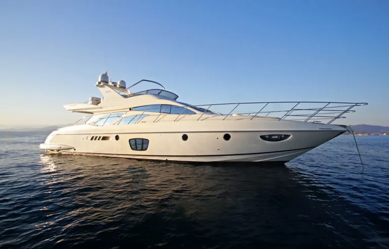 Azimut 62