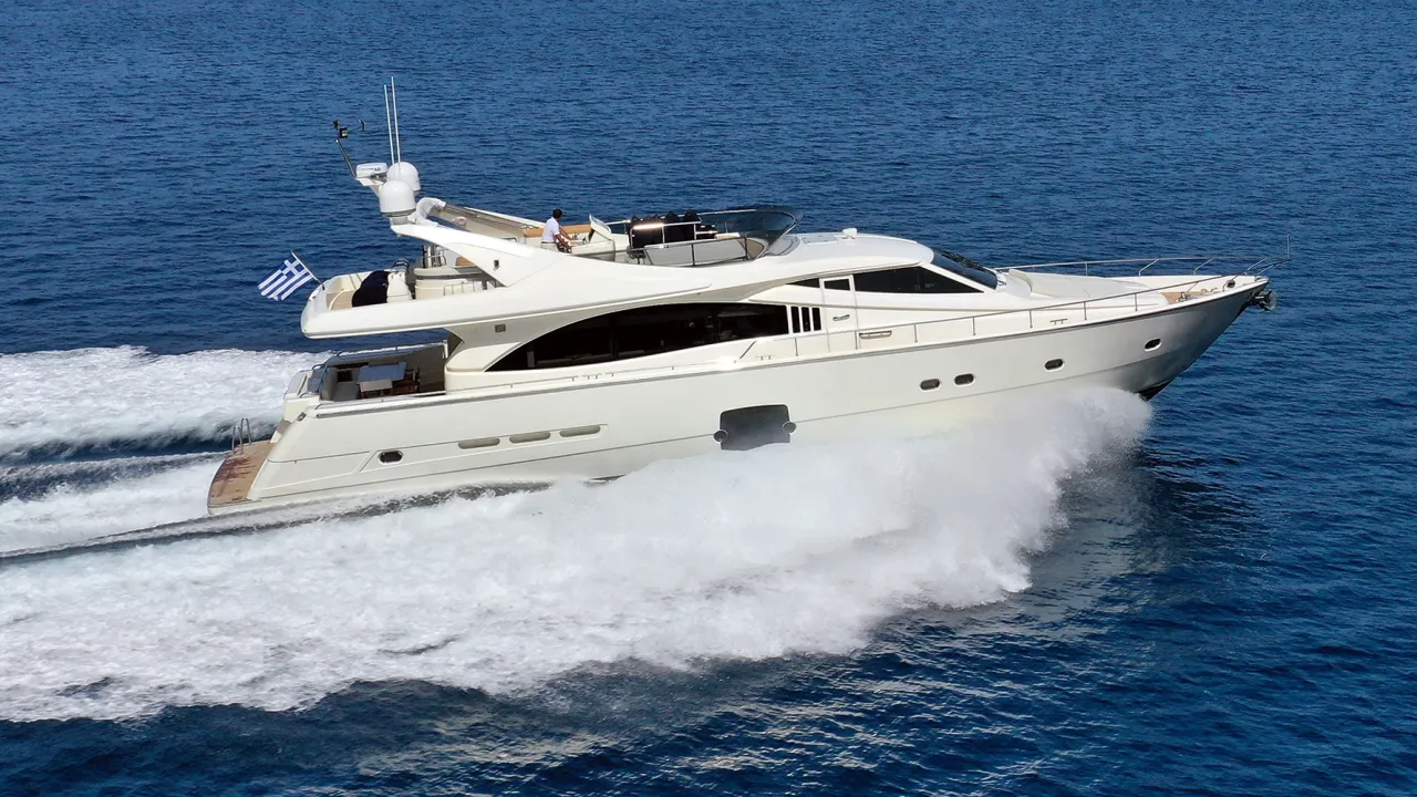 Ferretti 73