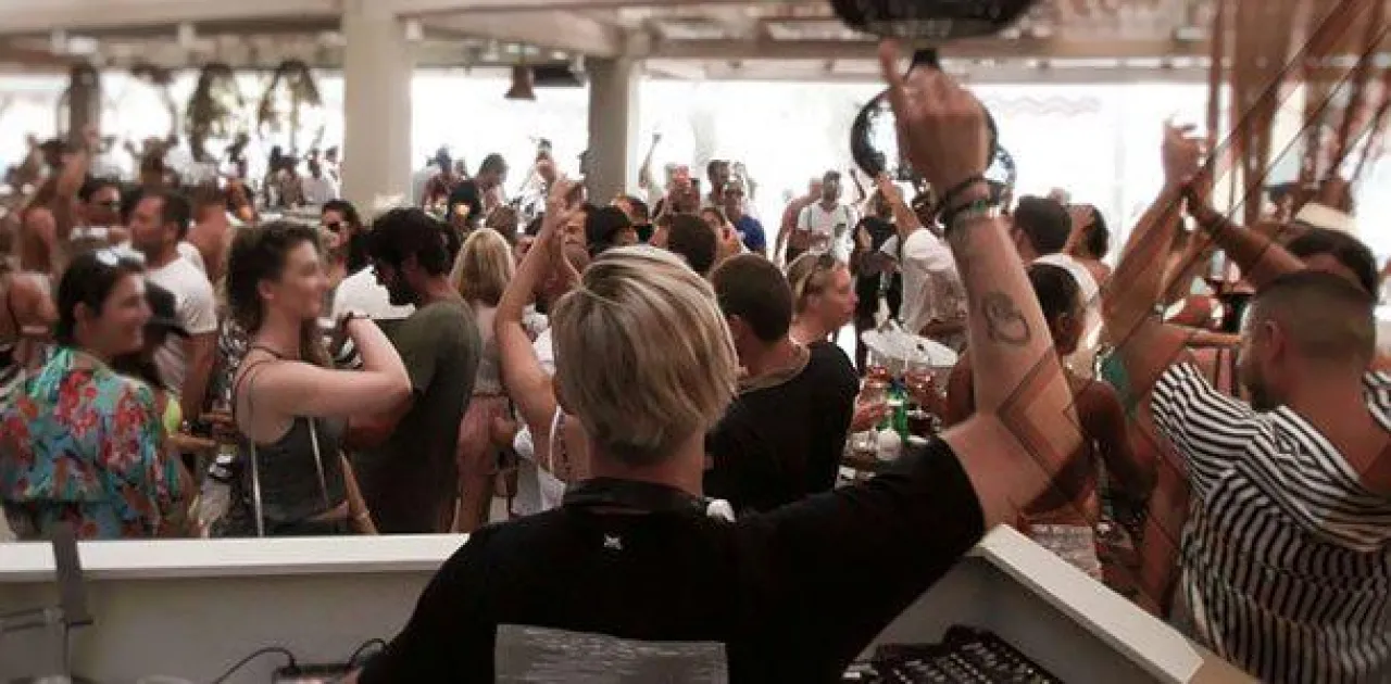 Photo of Kalua Mykonos Reservations